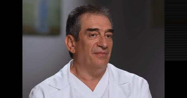 Вип-акушер и создатель сети клиник "Мать и дитя" Марк Курцер стал долларовым миллиардером