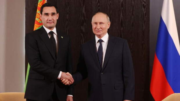 Владимир Путин поздравил Сердара Бердымухамедова с Днем независимости Туркменистана