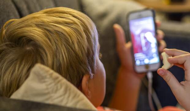 Виртуальная зависимость: как привить ребенку здоровое отношение к интернету?