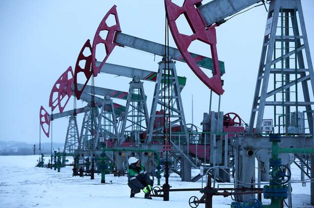Добыча нефти в России.png