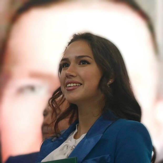 NkmD0Ug9mWLBtuZeyuDw4ol5wEO5cwT4Wmfpxs_eSV7TvbxvD24EK1zbsk-odJYq08HzMbnILXGgJLYymDRtk1r- (700x700, 267Kb)