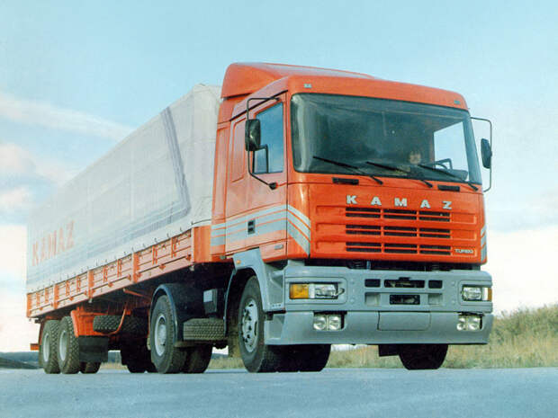 КамАЗ-5415М - экспериментальный седельный тягач 1988 года. | Фото: autowp.ru. КамАЗ-5415М - экспериментальный седельный тягач 1988 года. | Фото: autowp.ru.