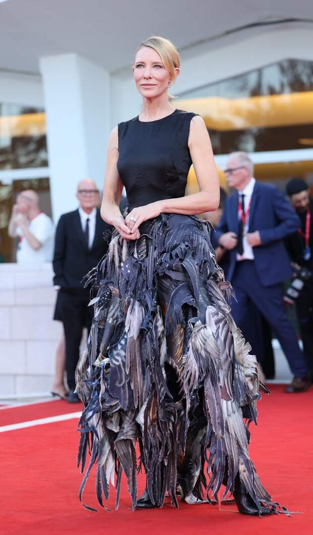 Венецианский кинофестиваль: Кейт Бланшетт, Джуд Лоу и Шейлин Вудли