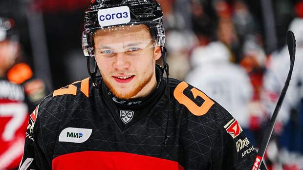 Шарипзянов: «Гуляев — в порядке! Мы разговариваем, ему нужно набираться опыта и уверенности»