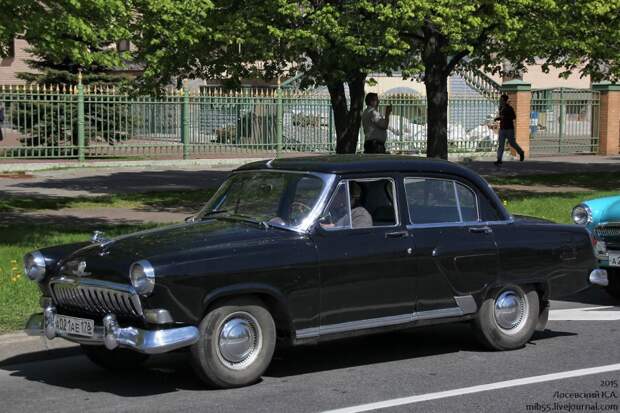 Парад ретро-техники в Санкт-Петербурге авто, общественный транспорт, парад, ретро автомобили