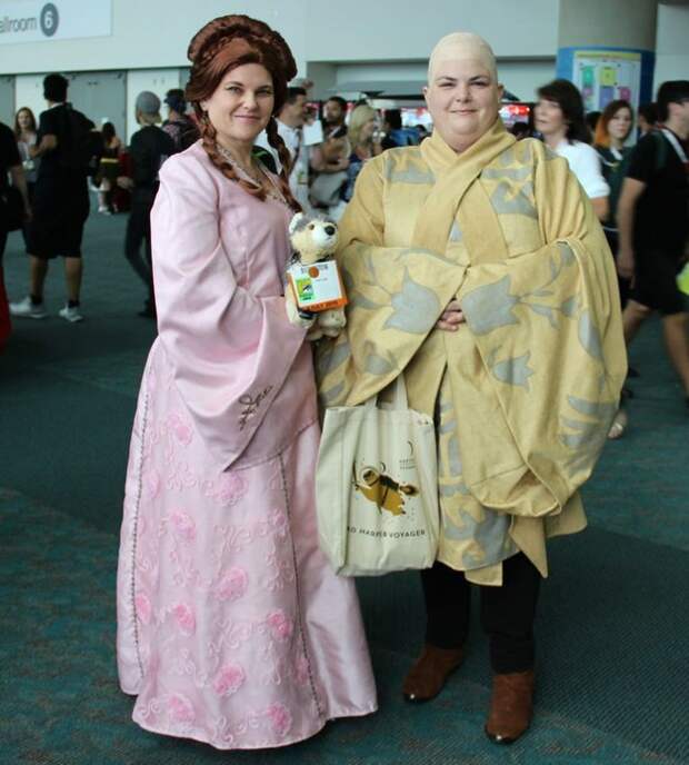 24. Санса и Вари спасаются от Ланнистеров comic-con, костюм, пара, фестиваль
