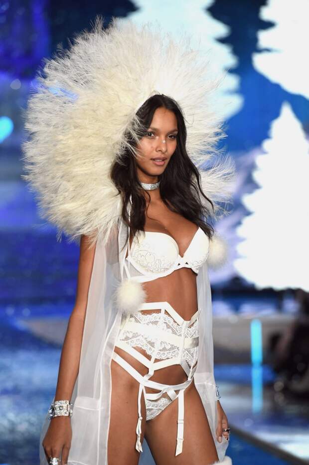 Все наряды с показа моды Victoria's Secret Fashion Show 2015 Victoria's Secret, девушки. модель, показ