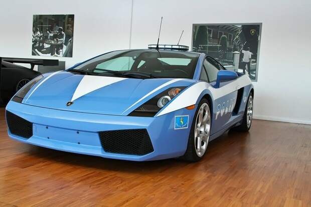 Экскурсия по музею Lamborghini
