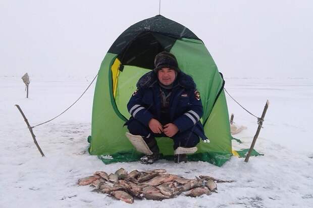 Интересный вариант прикорма рыбы при ловле со льда