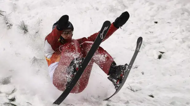 Фристайлист Буров завоевал золото на этапе КМ в США