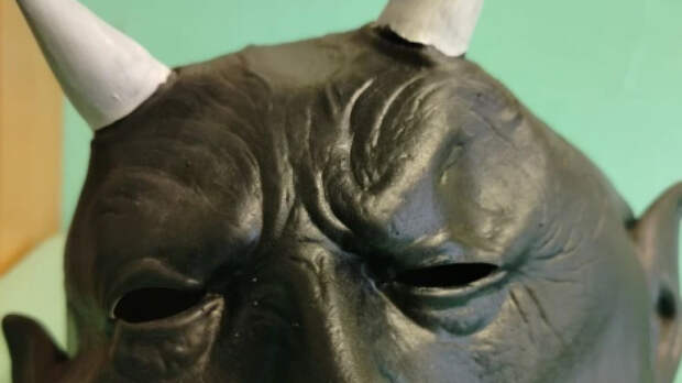 Пугал людей в маске дьявола: житель Тулы арестован за хулиганство на Пасху