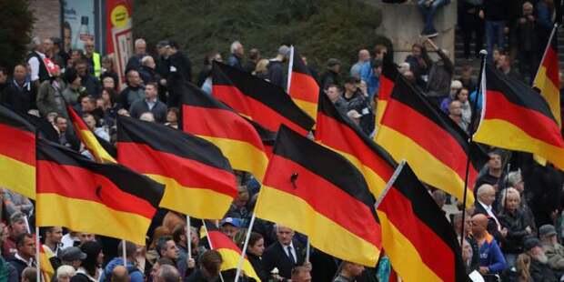 Жители немецкого Хемница хотят выгнать мигрантов из страны