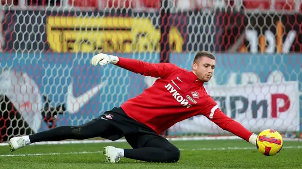 Селихов вспомнил, как ему разбили нос из-за намерения перейти в «Амкар»