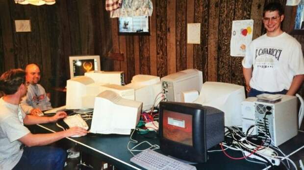 До YouTube, мемов и «раков»: каким был интернет в 1999 году ностальгия, интернет, 90-е, длиннопост, 4pda