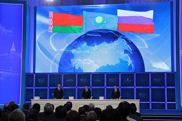 Подписание договора о евразийском экономическом союзе, 29 мая 2014 года. Фото: Михаил Метцель / ИТАР-ТАСС