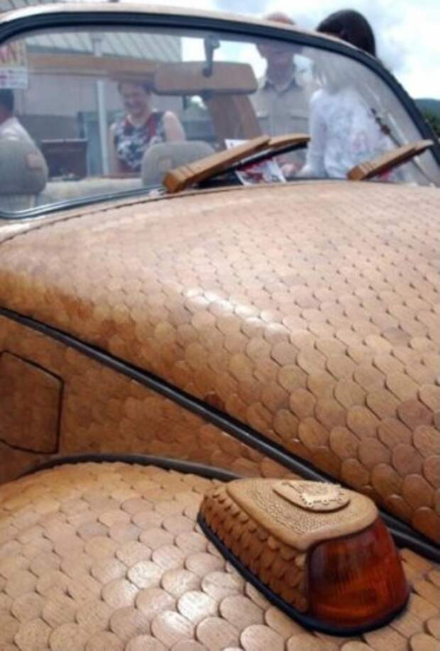 Деревянный Volkswagen Beetle