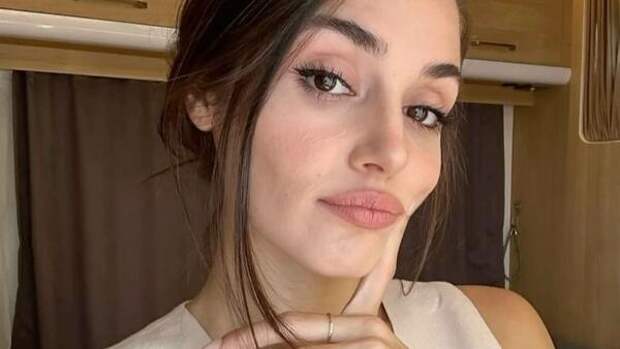 Ханде Эрчел ответила хейтерам на критику ее актерской игры