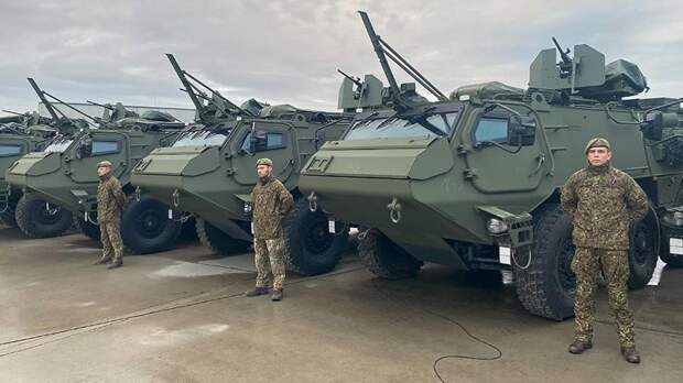 Латвия передала Украине 21 бронетранспортер Patria