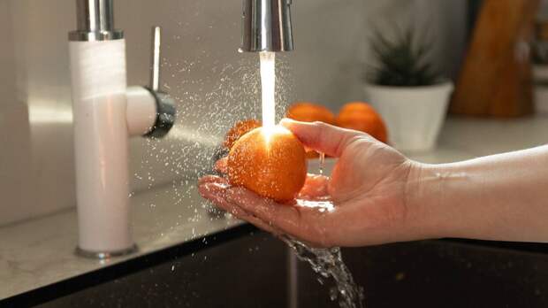 «Апельсиновый душ»: как успокоиться и расслабиться после тяжелого дня