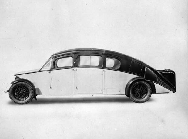 Автомобиль с дизайном в форме дирижабля (1930). Транспортные средства, автодизайн, история, ретро фото