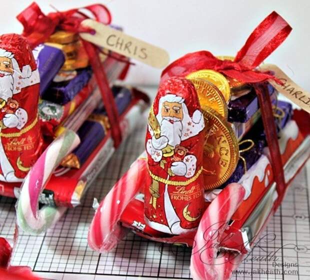 DIY Candy Cane Sleighs for Christmas