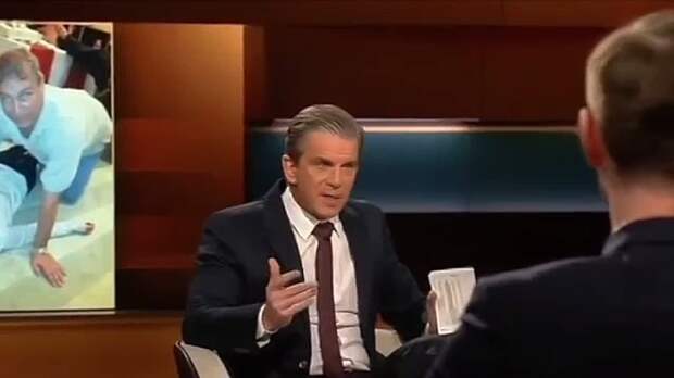 На немецком ТВ предположили, что принц Эндрю не педофил и насильник, а всего лишь оказывал упавшей девочке первую помощь! https://t.me/webmoney_dn/313...