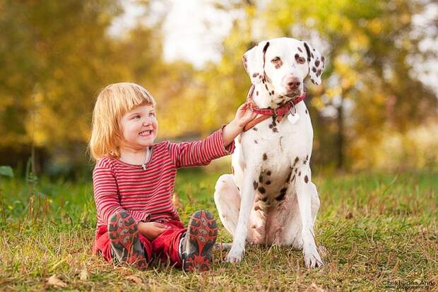 Собака и ребенок - отличная пара!