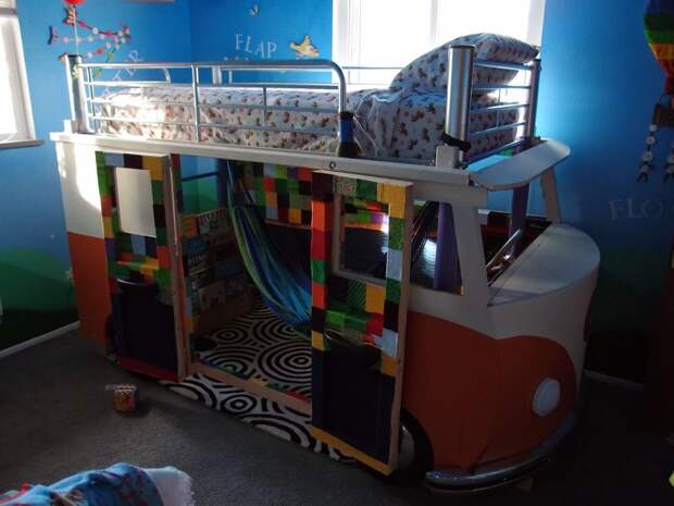 Детская кровать в виде фургона Volkswagen своими руками volkswagen, детская кровать, кровать, своими руками