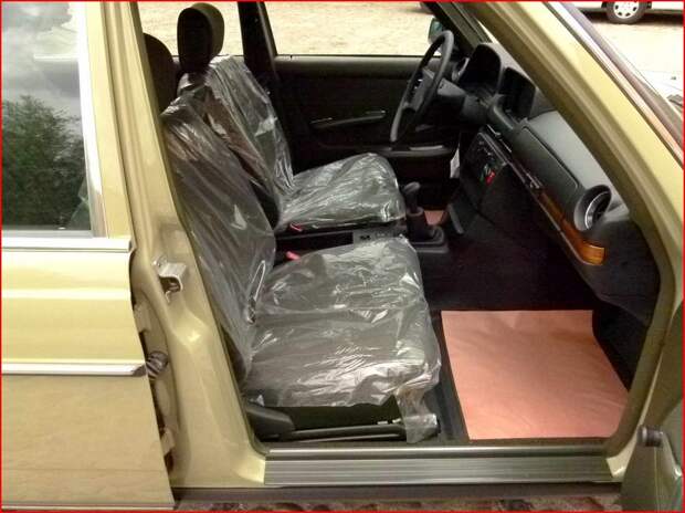 Новенький законсервированный Mercedes-Benz E-class W123 W123, e-class, mercedes, mercedes-benz, олдтаймер