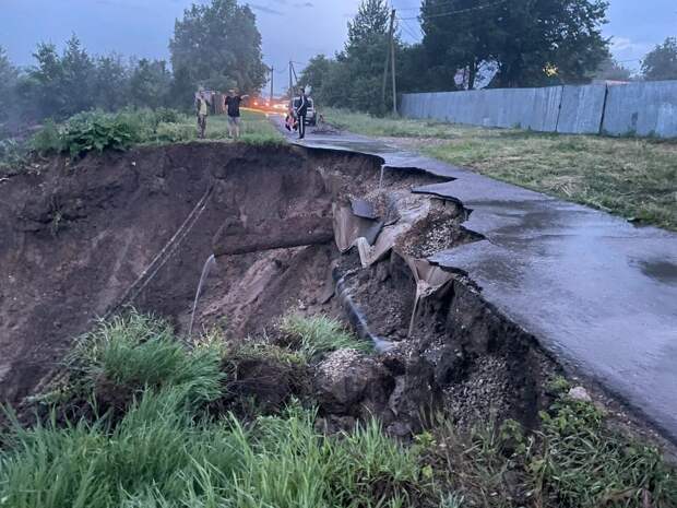 В Подольске провели экстренный штаб: ливень и ветер повредили крыши 156 домов