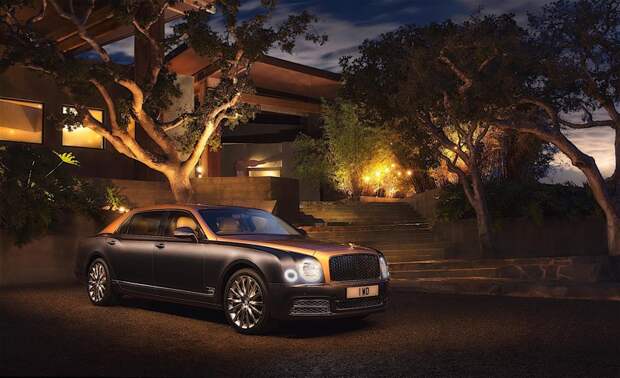 Элитный седан Bentley Mulsanne пережил свой первый рестайлинг Элитный седан Bentley Mulsanne пережил свой первый рестайлинг bentley, mulsanne, авто, рестайлинг, седан