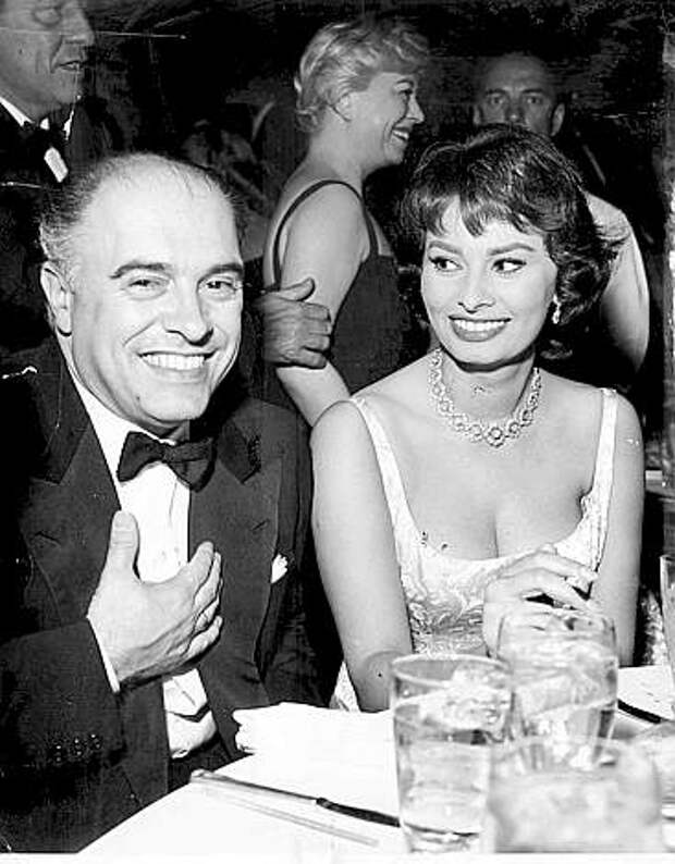 София Лорен и Карло Понти. Фото / Carlo Ponti and Sophia Loren. Photo София Лорен и Карло Понти. Фото / Carlo Ponti and Sophia Loren. Photo