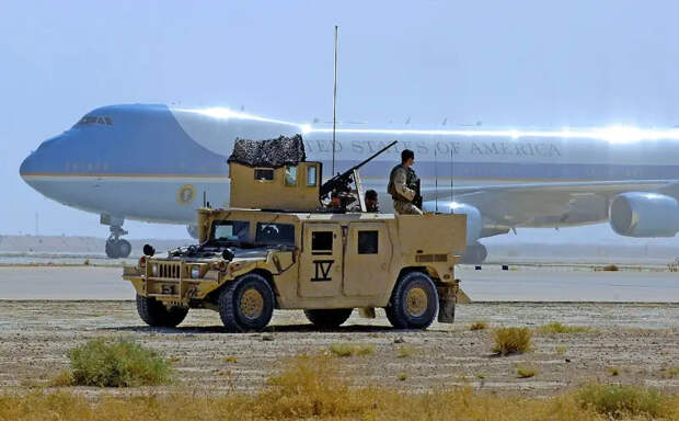 В Тегеране предупредили, что базы США в регионе попадут под удар, если Вашингтон вмешается при ответном иранском ударе по Израилю