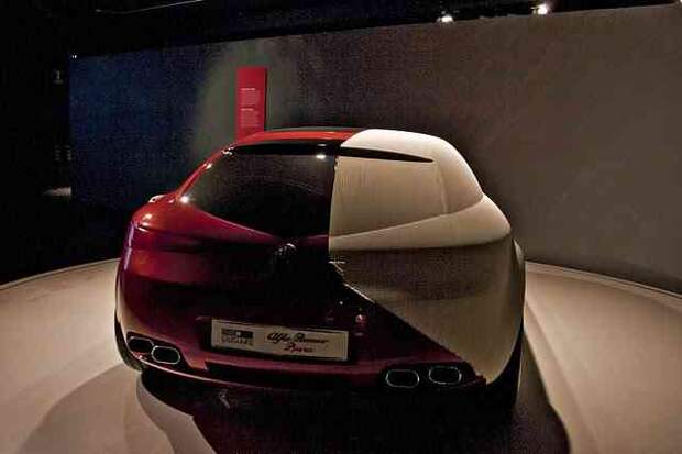 Музей авто истории в турине, италия. (трафик)