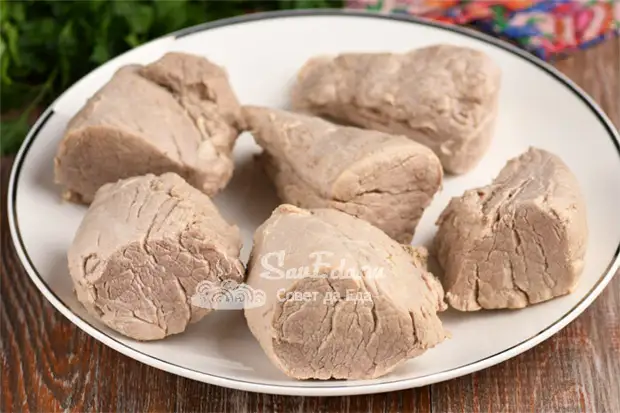 Из вареного мяса готовлю вкусные закуски (два разных варианта приготовления)