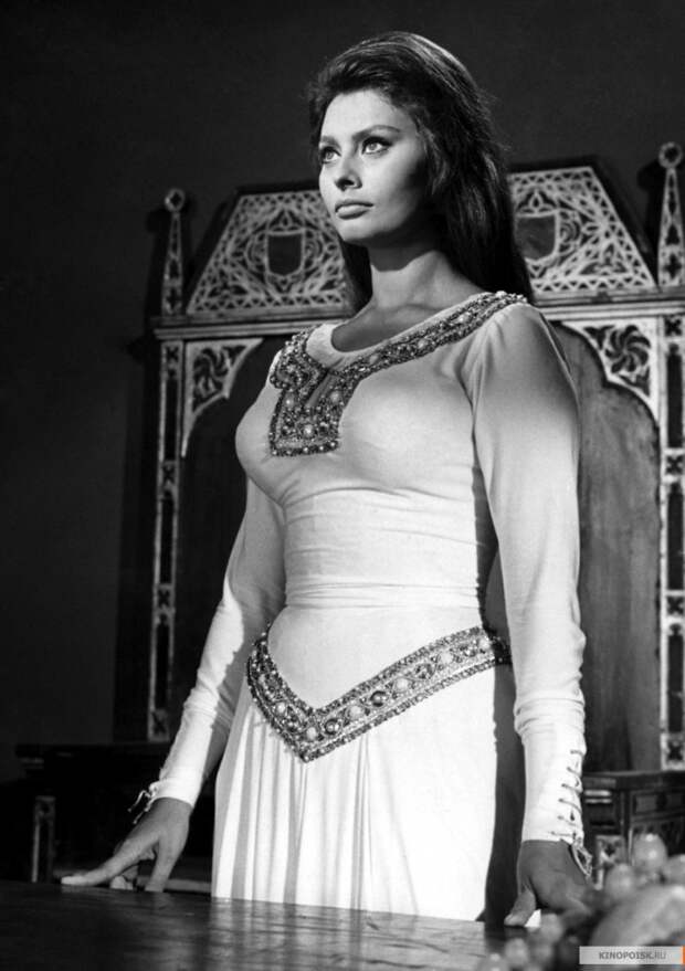 Шикарный образ Софии Лорен в фильме 1961 года «Эль Сид»
