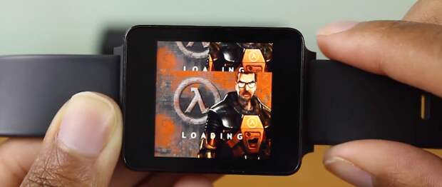 На часах запустили Half-Life