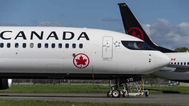 Самолет Air Canada экстренно сел в Японии