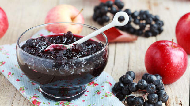 Варенье из черноплодной рябины и яблок или груш: гармоничное сочетание с терпкой ягодой