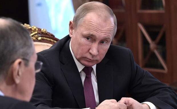 Кремль: Россия выходит из договора по РСМД