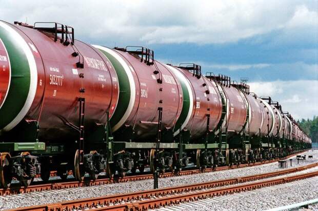Евгений Радугин: Нефтяные игры: Россия держит «двойной удар» Евгений Радугин: Нефтяные игры: Россия держит «двойной удар»