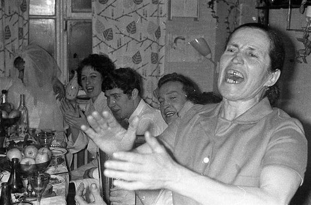 Колорит свадеб СССР (23 фото) Колорит свадеб СССР (23 фото)