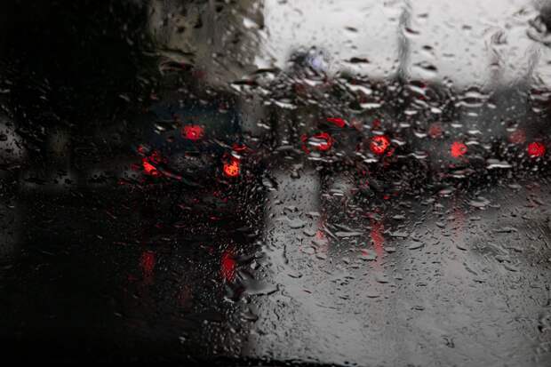 В Тульской области объявили метеопредупреждение из-за дождя, гроз и усиления ветра 11 июня