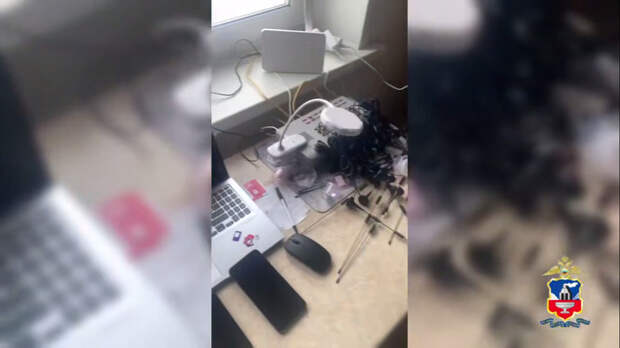 Узел связи телефонных мошенников нашли дома у жительницы Бийска