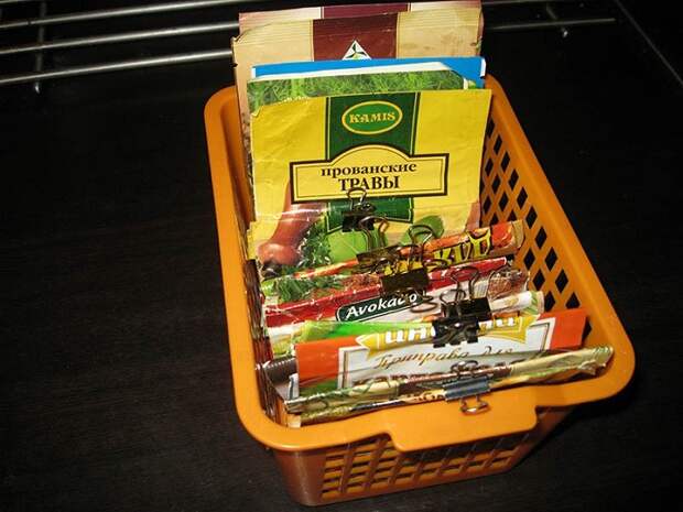 Если хранить специи в открытых пакетиках, они быстро теряют аромат. / Фото: remoskop.ru