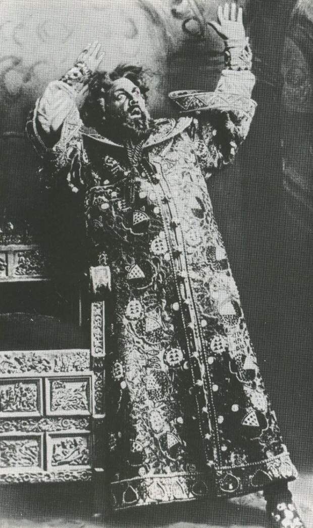 Ф. И. Шаляпин в роли Бориса Годунова. Большой театр (1912)