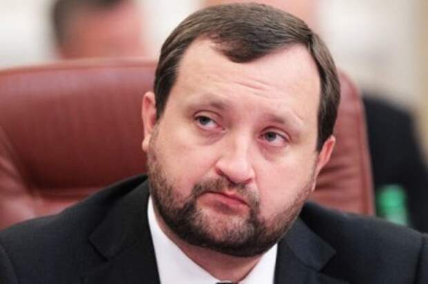 Бывший глава НБУ Сергей Арбузов рассказал о «невеселых» итогах Майдана Бывший глава НБУ Сергей Арбузов рассказал о «невеселых» итогах Майдана