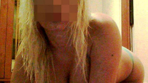 Школьник опубликовал обнаженные фотографии своей учительницы