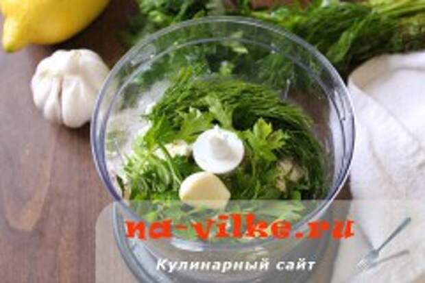 Фаршированные творогом и зеленью шампиньоны