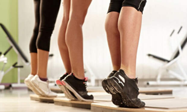 Как уменьшить икры ног: упражнения и советы